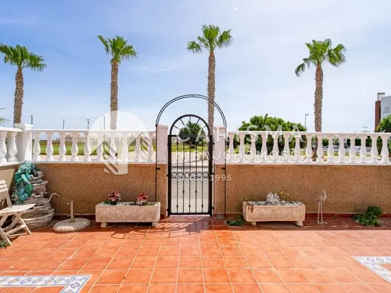 (12) Dom z widokiem na morze i tarasem dachowym w Punta Prima blisko plaży Costa Blanca