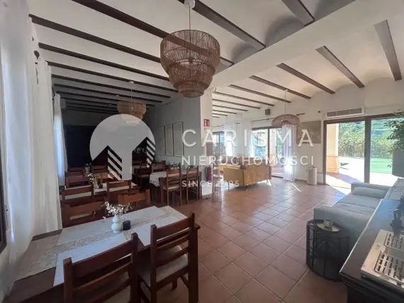 (15) Boutique hotel z basenem i widokiem na góry w Finestrat, Costa Blanca na sprzedaż
