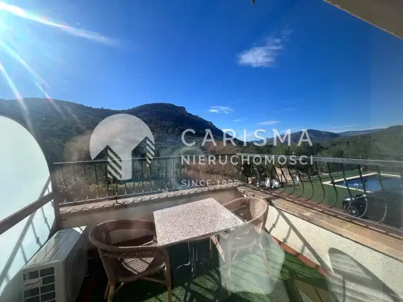 (24) Boutique hotel z basenem i widokiem na góry w Finestrat, Costa Blanca na sprzedaż