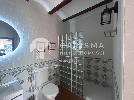 (25) Boutique hotel z basenem i widokiem na góry w Finestrat, Costa Blanca na sprzedaż