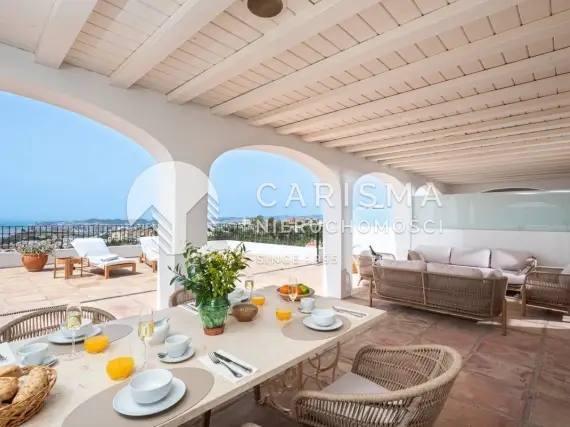 (4) Hotel na sprzedaż w Fuengirola z widokiem na morze, SPA, basenem i działką 4000 m²