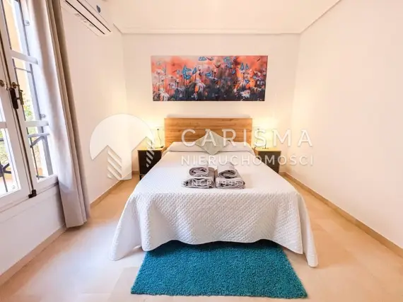 (17) Dom szeregowy 160 m² Golf Bahía Finestrat widok na morze taras dachowy parking wspólny basen