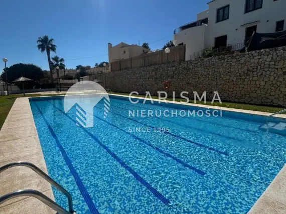 (37) Penthouse z widokiem na morze, basenem i miejscem parkingowym – La Manzanera, Calpe