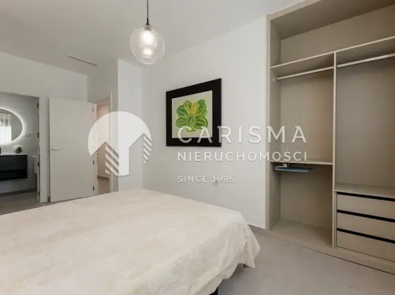 (8) Apartament inwestycyjny z licencją turystyczną – Villajoyosa, Costa Blanca