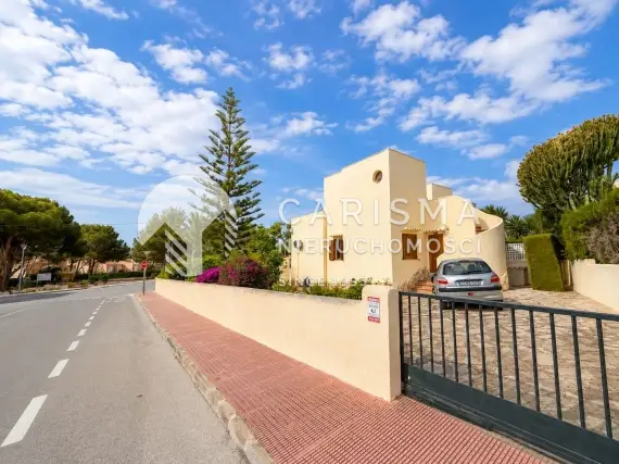 (11) Urokliwy bungalow w spokojnej części Calpe – blisko plaży i wszystkich udogodnień