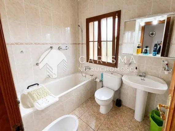 (15) Urokliwy bungalow w spokojnej części Calpe – blisko plaży i wszystkich udogodnień