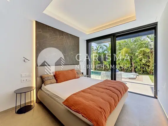 (19) Luksusowa willa w minimalistycznym stylu z widokiem na morze – Calpe, Costa Blanca