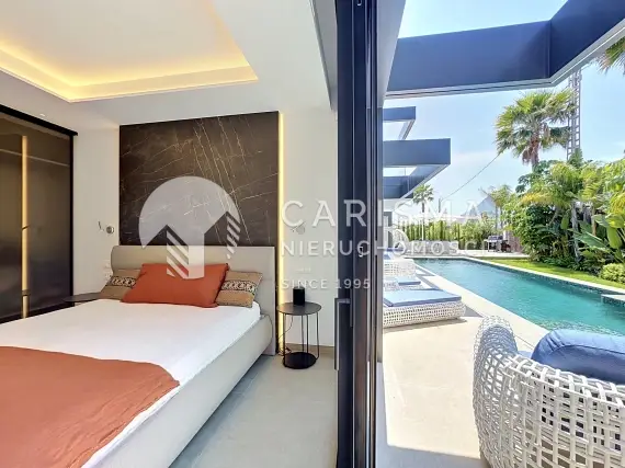 (20) Luksusowa willa w minimalistycznym stylu z widokiem na morze – Calpe, Costa Blanca