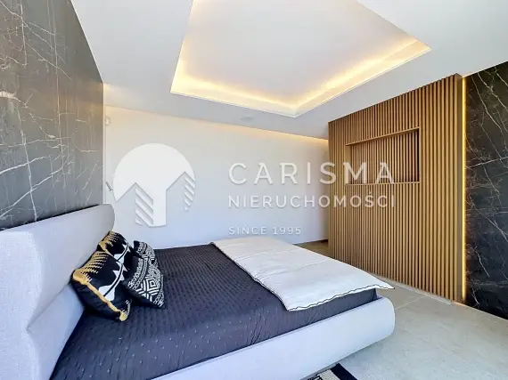 (36) Luksusowa willa w minimalistycznym stylu z widokiem na morze – Calpe, Costa Blanca
