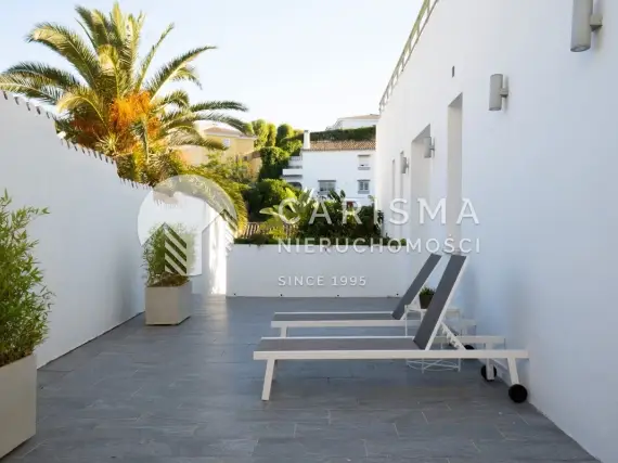 (31) Luksusowa nowoczesna willa z basenem na tarasie dachowym Torrenueva La Cala de Mijas blisko plaży
