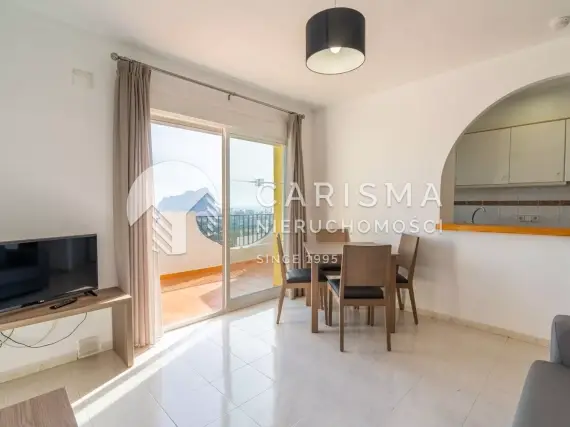 (5) Bungalow z prywatnym tarasem w Calpe na Costa Blanca – inwestycja i wypoczynek