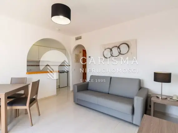 (6) Bungalow z prywatnym tarasem w Calpe na Costa Blanca – inwestycja i wypoczynek