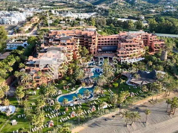 Luksusowy apartament w 5* hotelu, w pierwszej linii brzegowej, Estepona, Costa del Sol 2