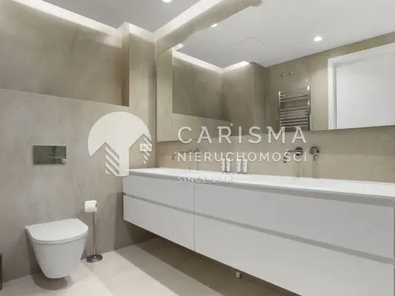 (20) Luksusowy apartament  z widokiem na morze, w pierwszej linii brzegowej, Estepona, Costa del Sol