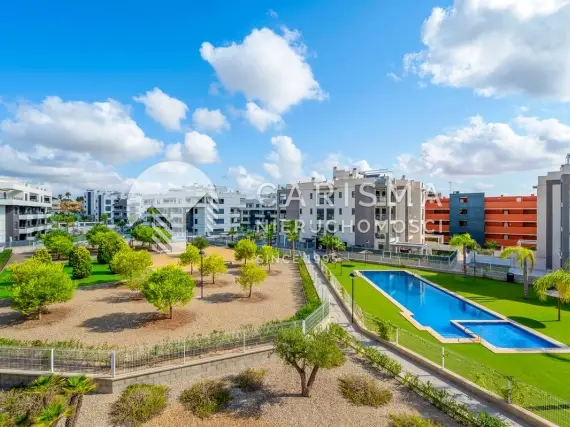 (9) Nowoczesny apartament w Villamartin | Taras dachowy | Prywatne miejsce w garażu | 3 baseny | Korty