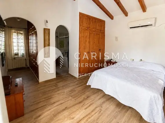(21) Przytulna willa z basenem w Moraira