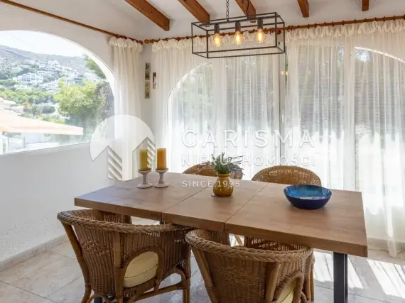 (69) Wyjątkowy bungalow 500 m od plaży El Portet w Moraira