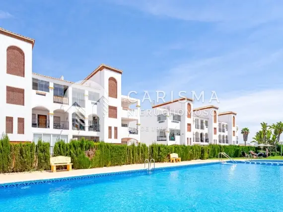 (5) Penthouse w La Ciñuelica, Punta Prima z prywatnym tarasem dachowym i jacuzzi