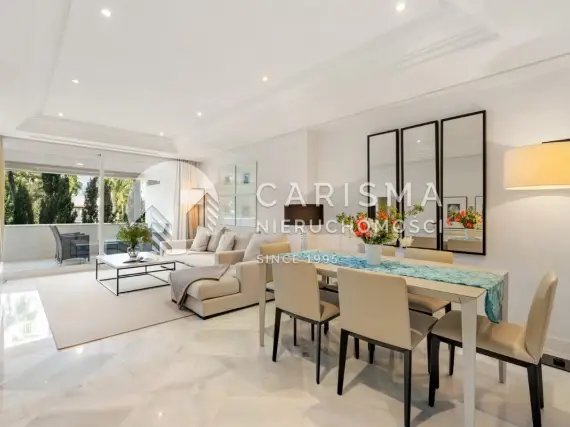 (10) Apartament w pierwszej linii brzegowej z widokiem na morze, Marbella