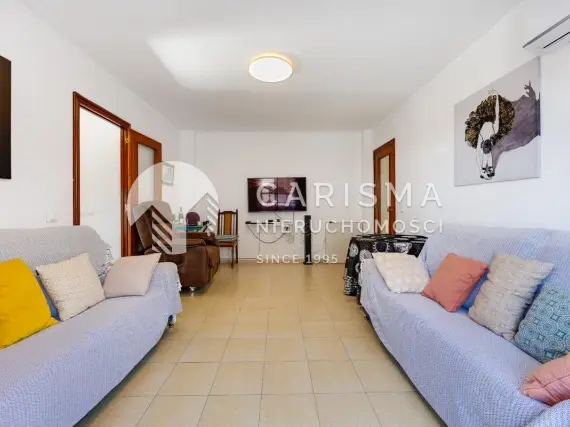 (6) Mieszkanie w bardzo dobrej lokalizacji, z widokiem na morze, tylko 50 m od morza, Torrevieja
