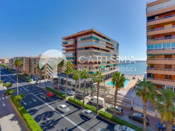 (23) Mieszkanie w bardzo dobrej lokalizacji, z widokiem na morze, tylko 50 m od morza, Torrevieja