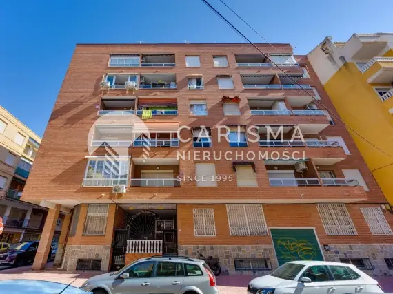 (25) Mieszkanie w bardzo dobrej lokalizacji, z widokiem na morze, tylko 50 m od morza, Torrevieja